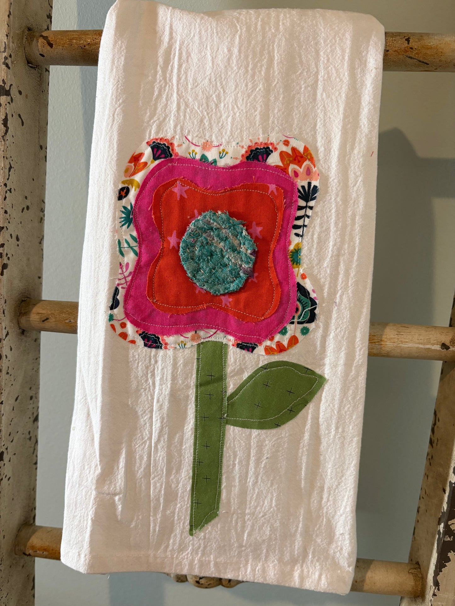 Bright Flower Appliqué Tea Towel