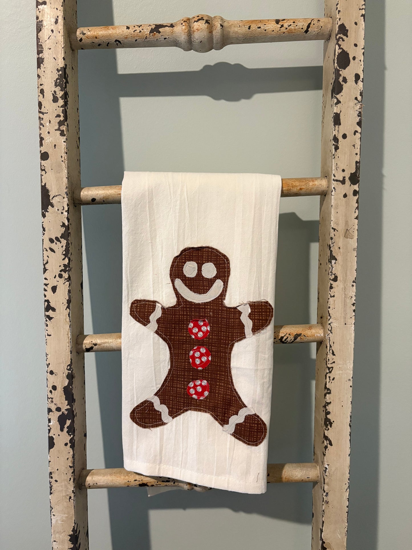Gingerbread Appliqué Tea Towel