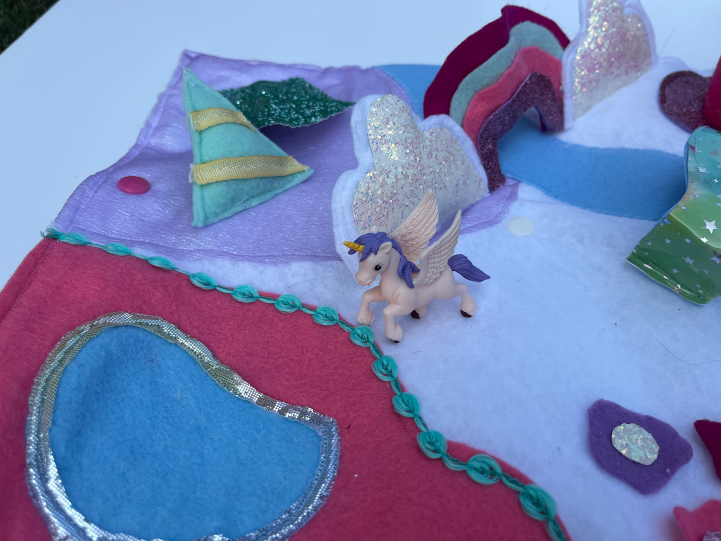 Unicorn Felt On the Go Play mat