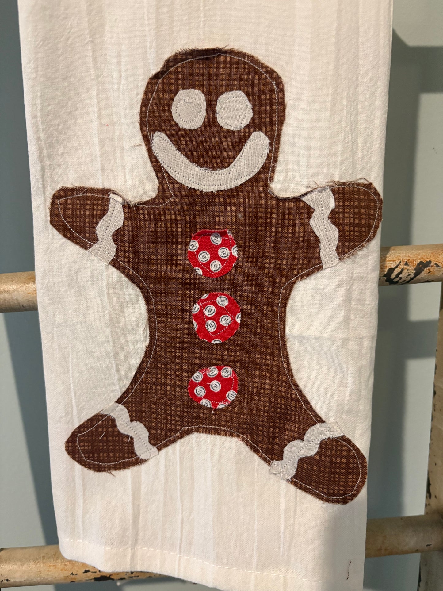 Gingerbread Appliqué Tea Towel
